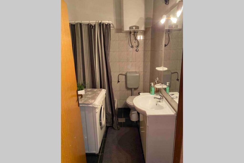 Apartmán Apartman Toma Slatine Exteriér fotografie
